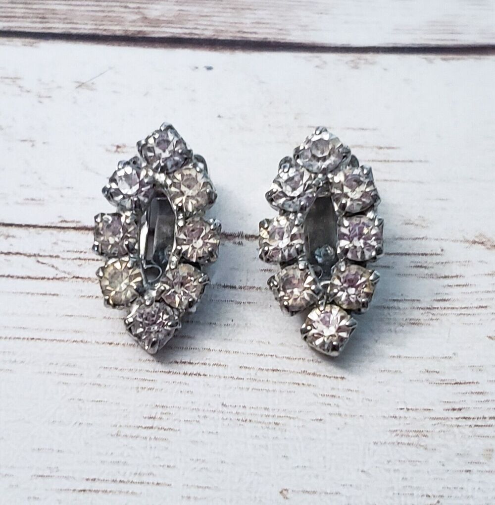 Vintage Clip On Earrings - Clear Gems 7/8"